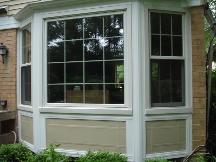How should I finish siding around a bay window with outside corners ...